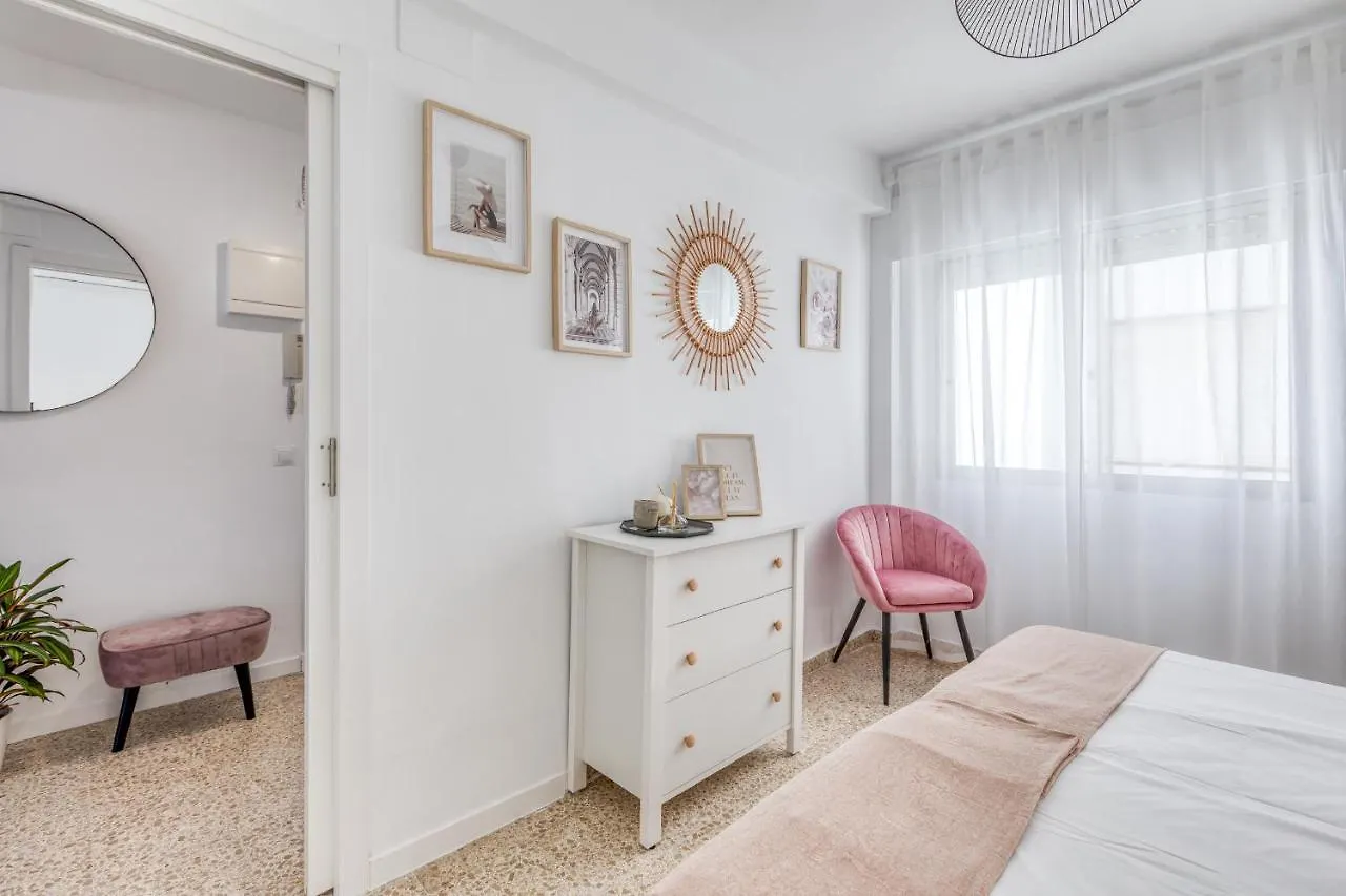 Hanami Avenida De Espana Beach Front - Mountain View Estepona 0*,