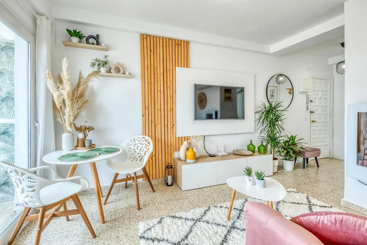 Hanami Avenida De Espana Beach Front - Mountain View Estepona 0*,  Spain
