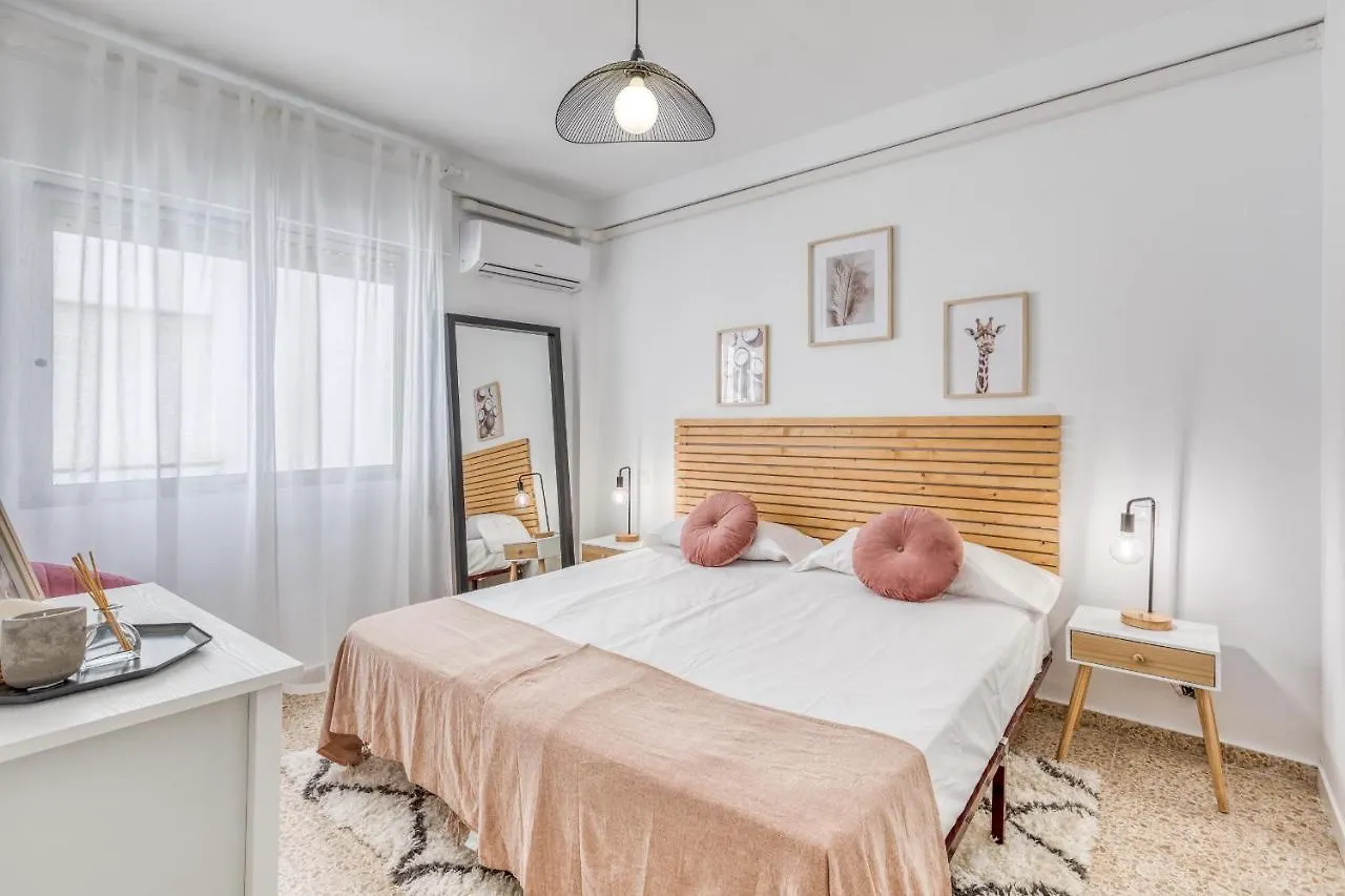 Hanami Avenida De Espana Beach Front - Mountain View Estepona Apartment